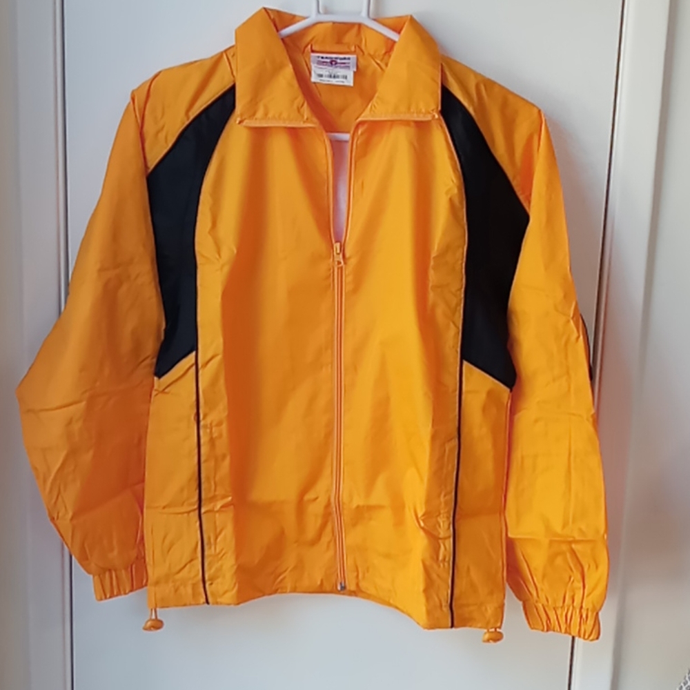 Teamwork windbreaker